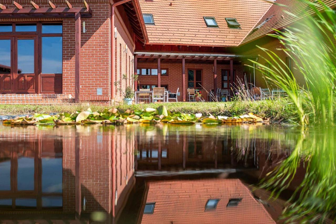 Naturpark Vendeghaz Alsoszolnok Exterior foto